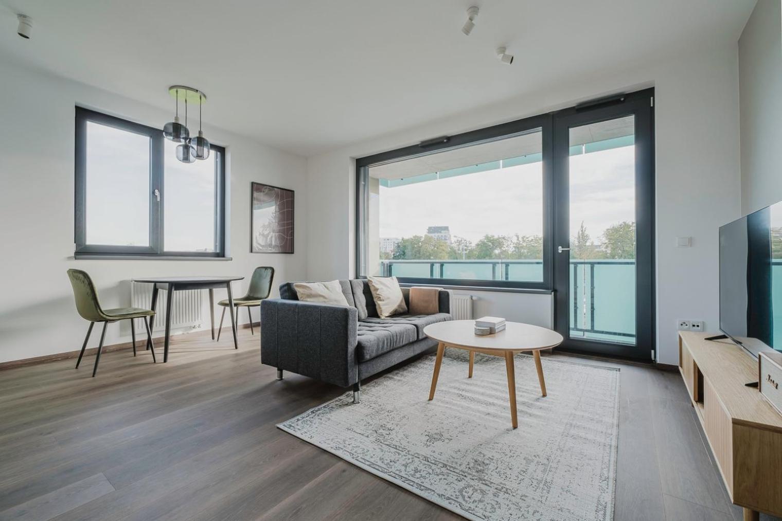 Blueground 3 New Build Balcony Prg-37 Apartment